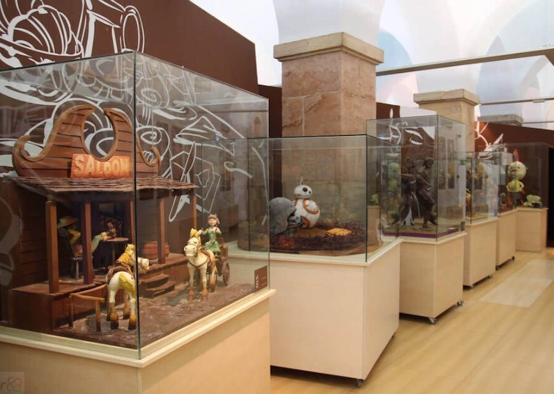 Cologne Cathedral tips Cologne Cathedral tips