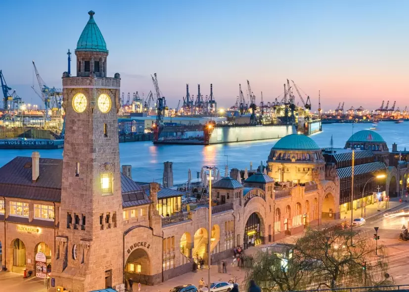 how many days in hamburg how many days in hamburg