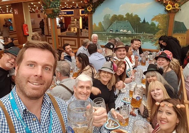 reserve Oktoberfest table reserve Oktoberfest table