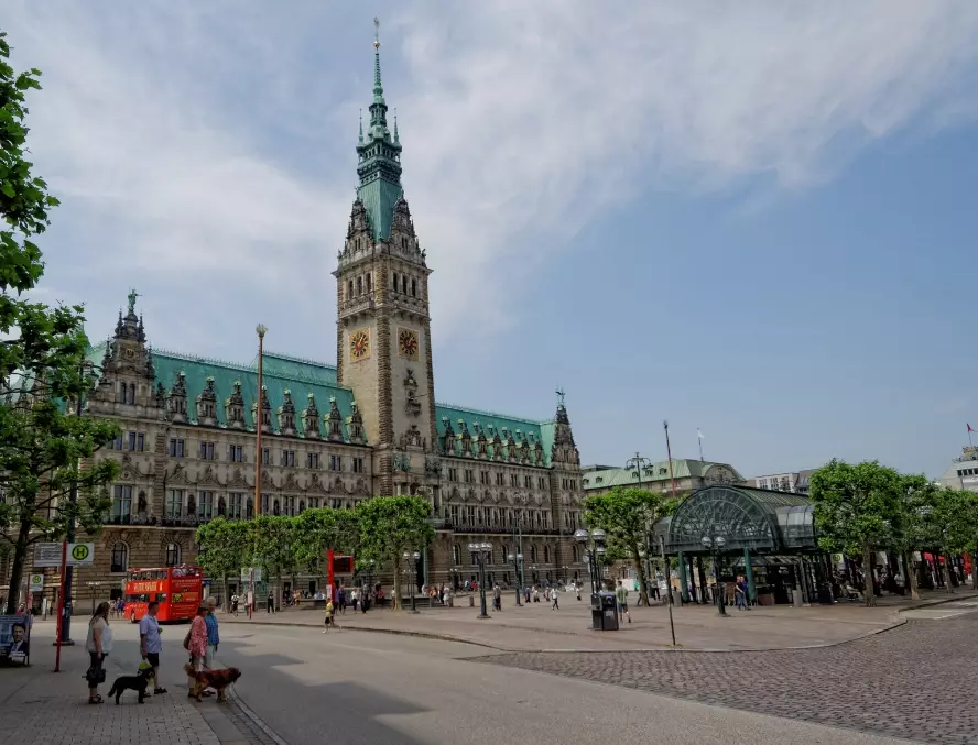 Hamburg travel guide