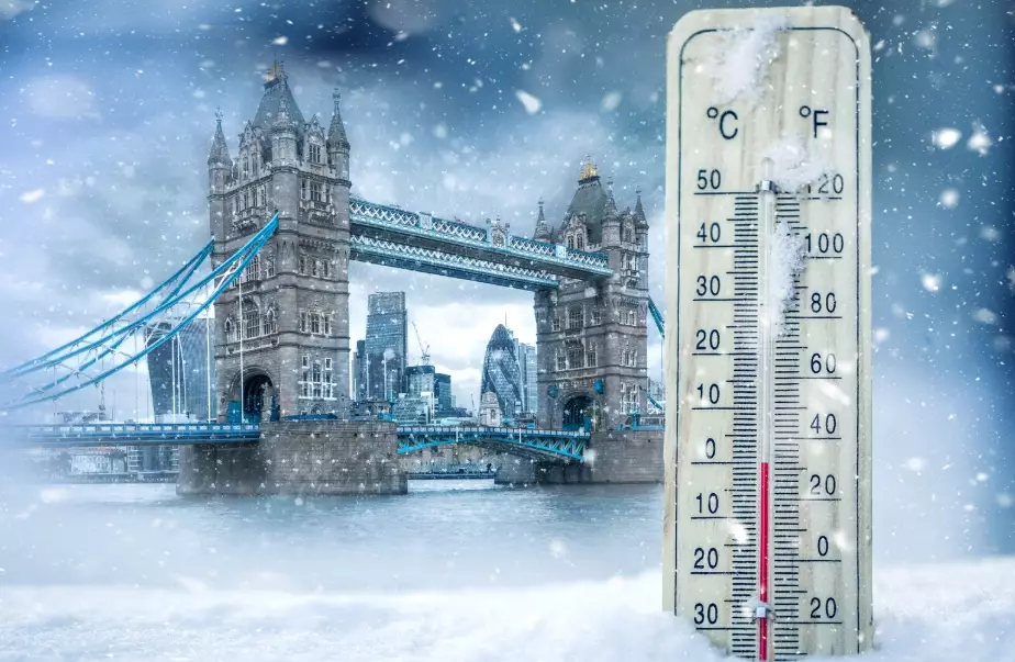 What is the coldest month in Hamburg?