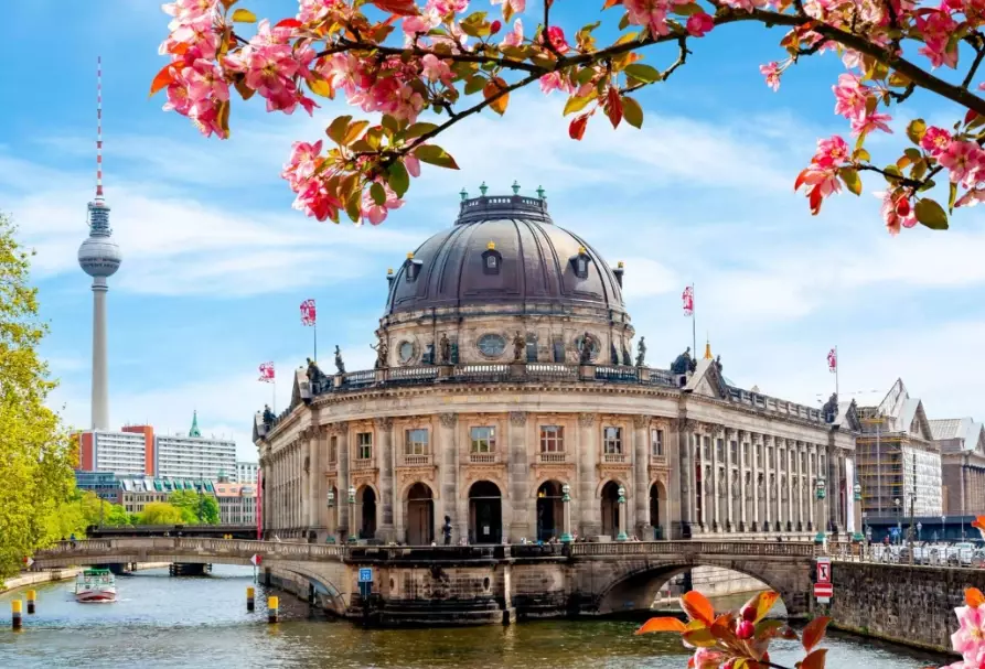 Berlin entry requirements Americans