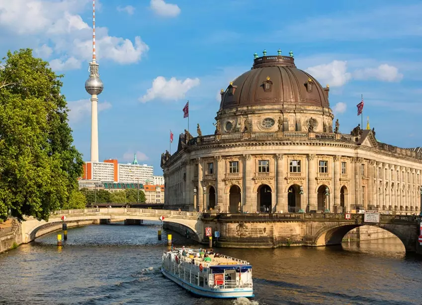 Berlin travel guide Berlin travel guide