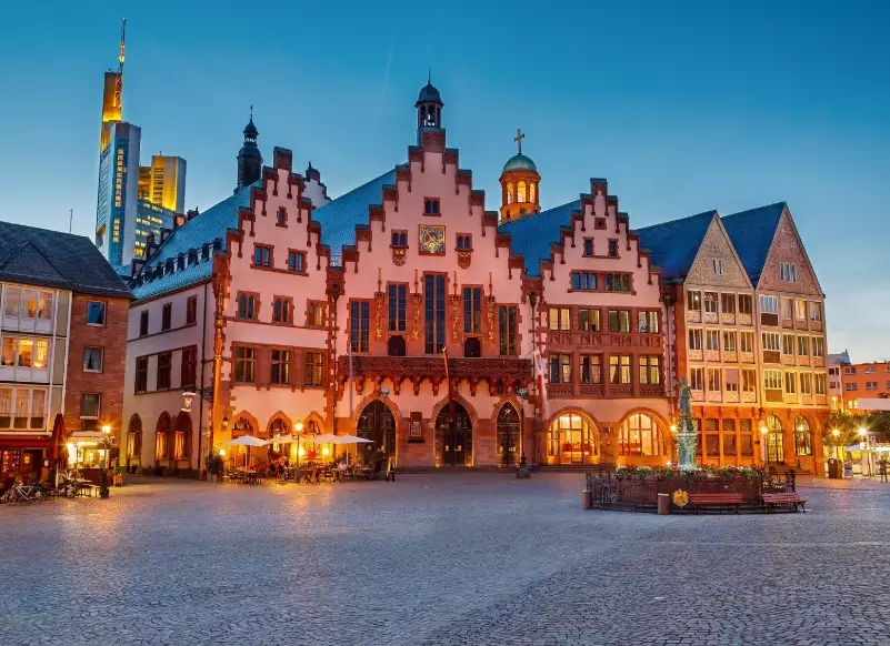 Frankfurt travel cost